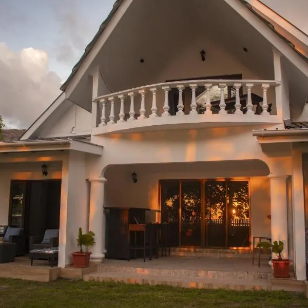 Chello's Villa, hotel v destinaci Mahé