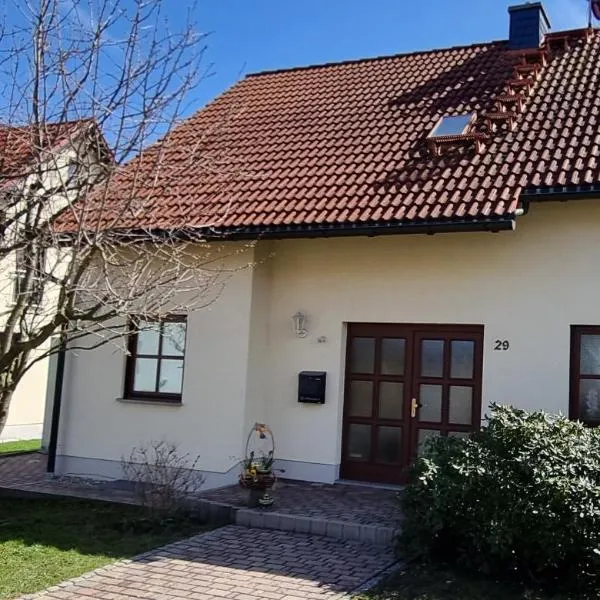 Ferienhaus Töpferblick-Hartau, hotel v destinaci Hartau