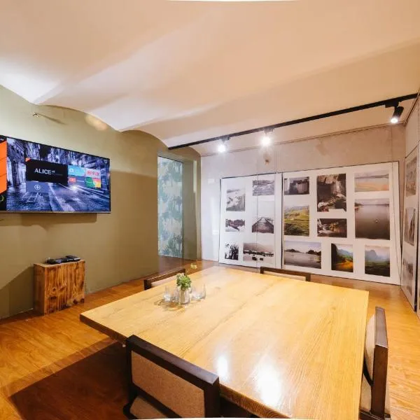 Old Quarter 6 Senses 3Br Hoan Kiem, hotel v Hanoji