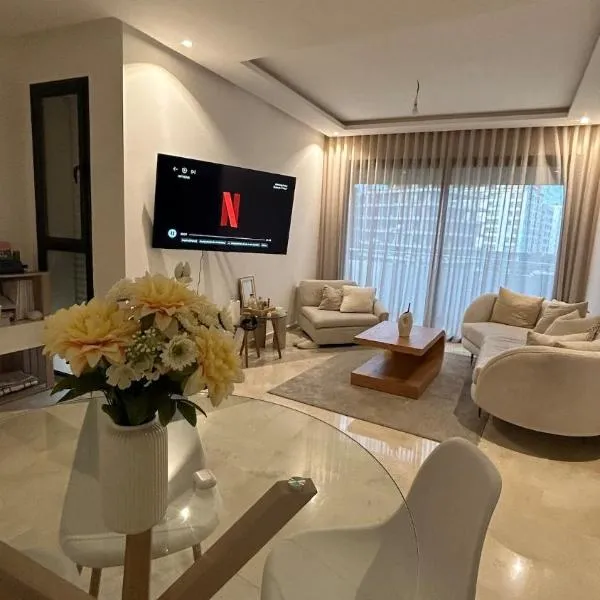 Modern and cozy accommodation in Rabat, hotel v destinaci Rabat