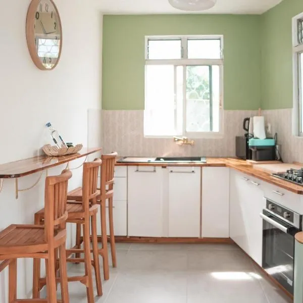 La Kaz and Ti Thano, hotel in Port-Louis