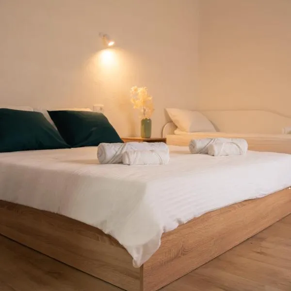 Iris Apartments，位于奥赫里德的酒店