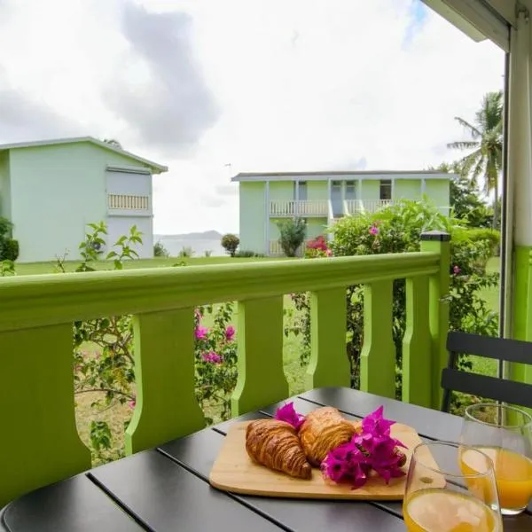 Beachfront studio972, ξενοδοχείο σε Sainte-Luce