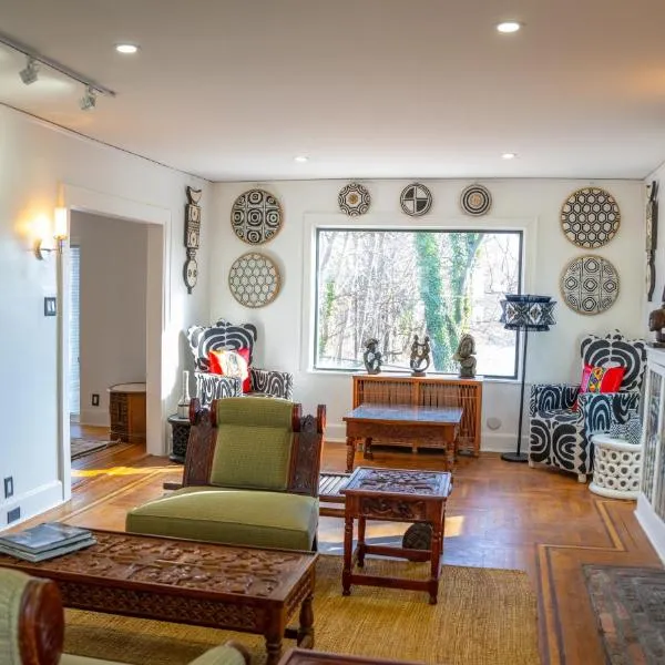 African Oasis Luxury Inn at the Gallery, hôtel à Mount Vernon