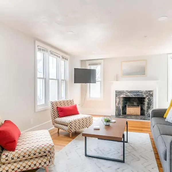 Jennifer's College Hill Apartment Walk Everywhere, hotel in Providence