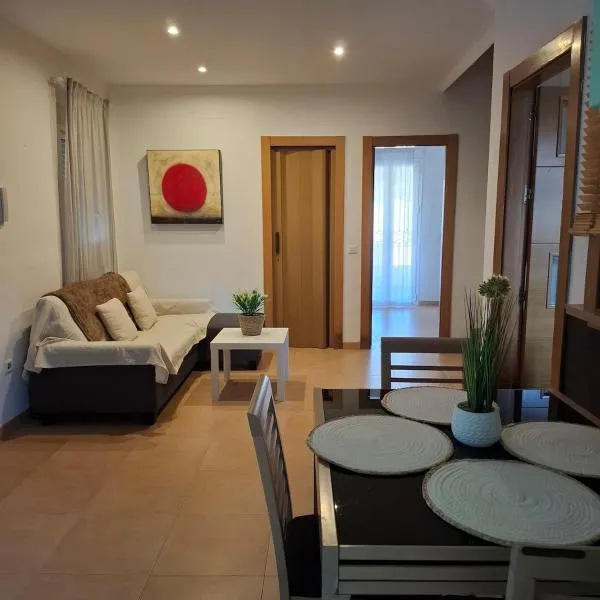 Casita a 200 metros de la playa con acceso a todo, hotel en Málaga