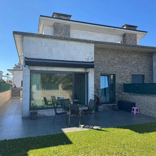 Chalet los Jardines, hotel in Polanco