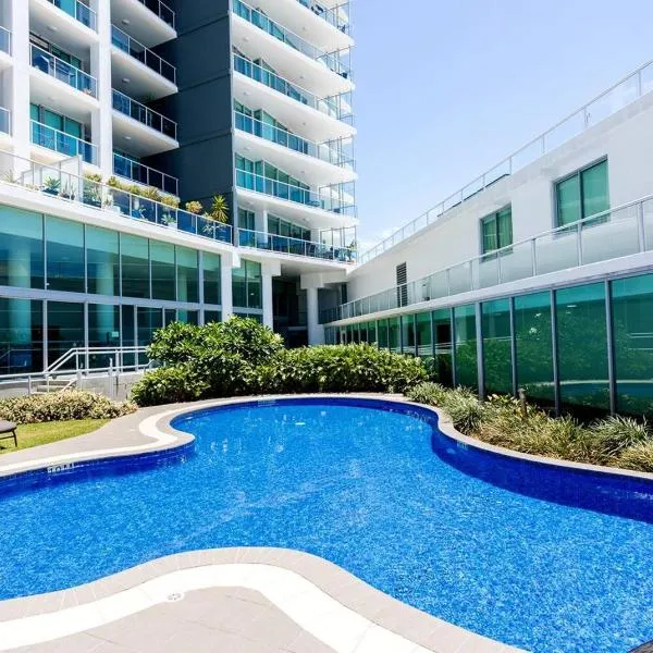 Coastal Bliss 2 Bedroom Apartment, hotel in Gold Coast