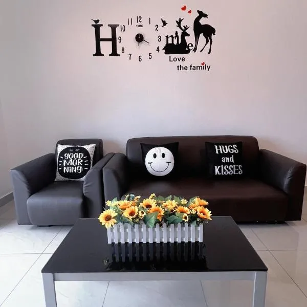 BIG & Spacious Two Bedrooms, 1-6 Pax, Condo at D Secret Garden - Johor Bahru-Setia Tropika-UTM-Mid Valley-Paradigm Mall, hotel a Johor Bahru