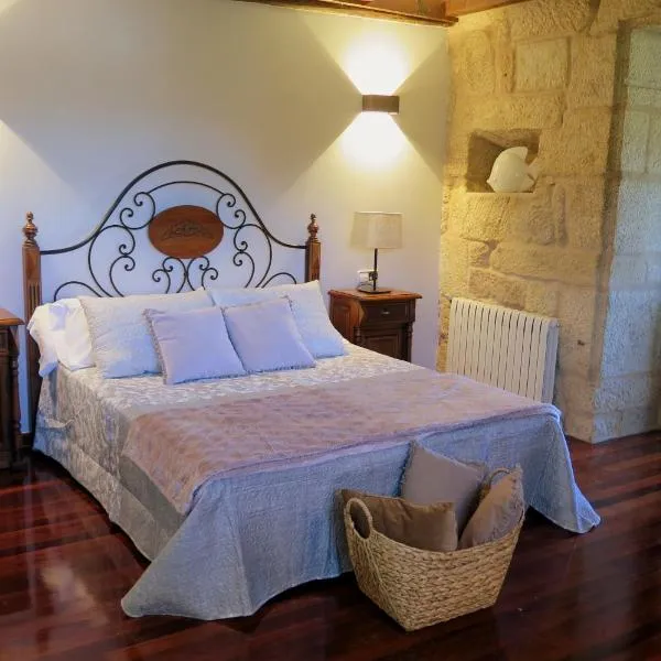 Pazo Carballo Hotel, hotel v destinaci Sampaio