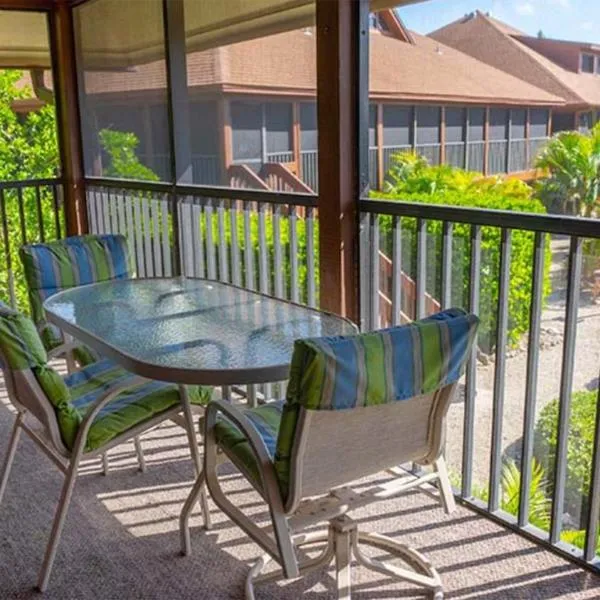Stylish pet friendly beachside retreat on Sanibel Island - Signal Inn 01, Hotel in Sanibel