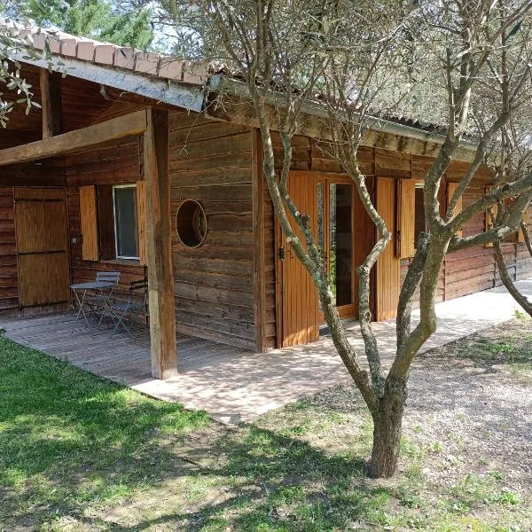 Le chalet des oliviers, hôtel à Vézénobres