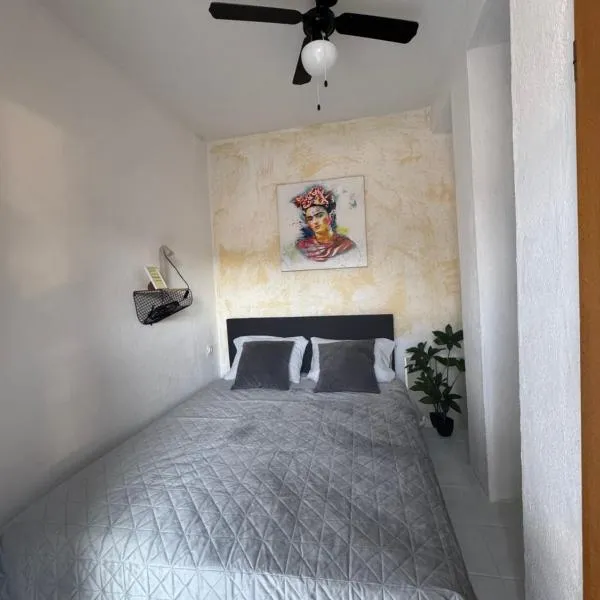 Room P&E, отель в городе Каштель-Штафилич