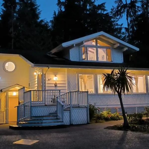 White House Tofino Downtown Villa, hotel a Tofino