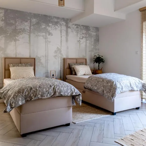 Ciało odNowa、Lewiczynのホテル