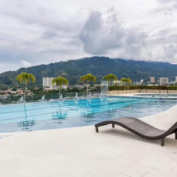 Apartamento Luxury ubicado en la mejor zona comercial de la ciudad, hotel in Ibagué