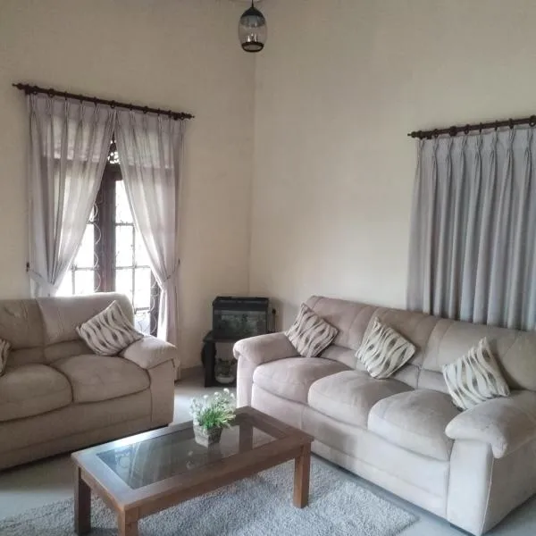 Easy guest apartment, Hotel in Polgolla