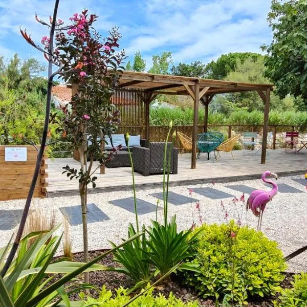 Logis Le Nid du Pont de Gau, hotel v Saintes-Maries-de-la-Mer