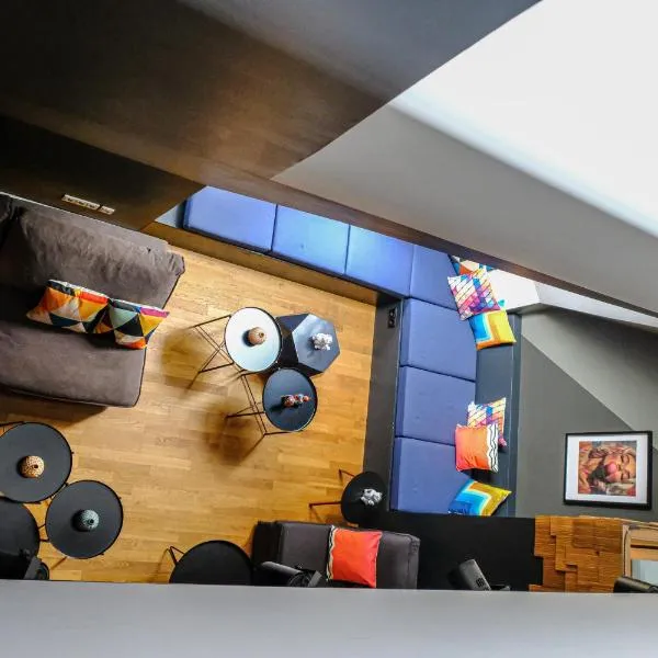 Berlin Roof&Chill Loft I OverTheTop 2-level I 170m2 I 2 Bäder I Bachelor I Familien I Gruppen I Events, hotel i Berlin