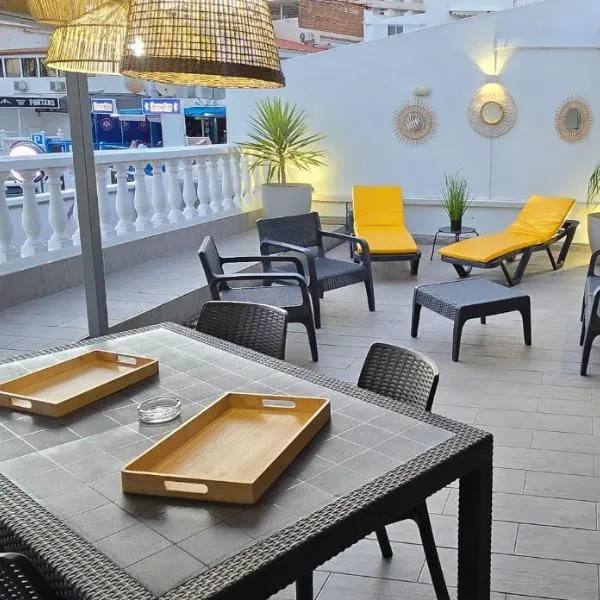 El Bungalow, hotell sihtkohas Playa de Fañabé