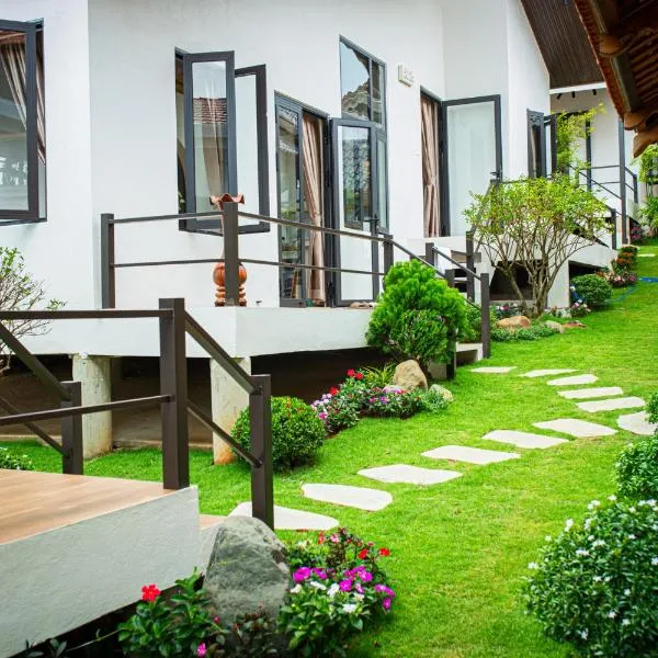 Gỗ Bungalow & Homestay, hotel v destinaci Hoat