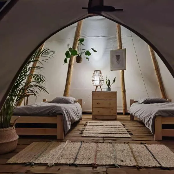 W Pełni, hotel v destinaci Cieksyn