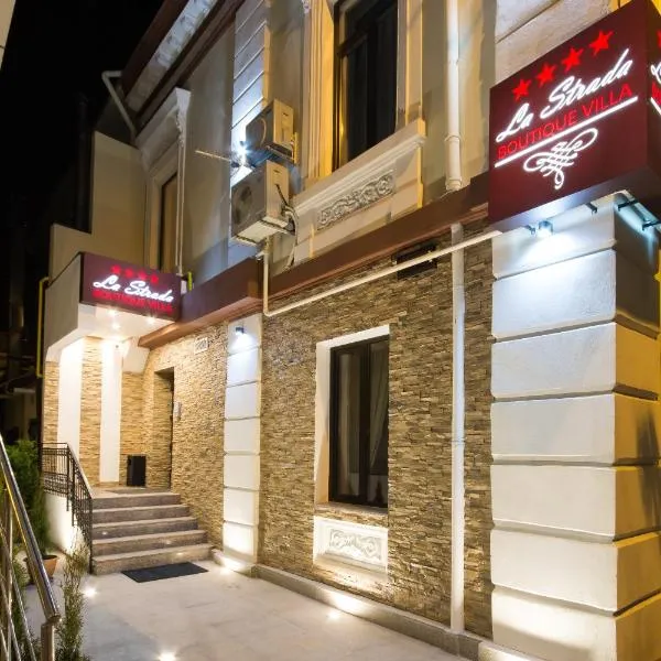 La Strada Boutique Villa, ξενοδοχείο στο Πιτέστι