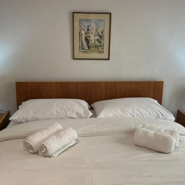 Local stay apartment, hotel em Kavala
