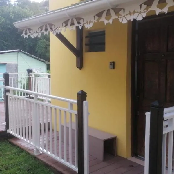 Charmant T3 idéal pour la famille、レ・トロワ・イレのホテル