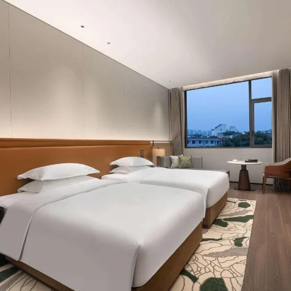 Wyndham Garden Xiangyang Xiangzhou, khách sạn ở Tương Dương