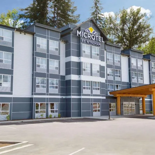 Microtel Inn & Suites by Wyndham Oyster Bay Ladysmith, hotel in Ladysmith