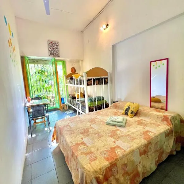 G H Hostal VIP, hotel in Buenos Aires