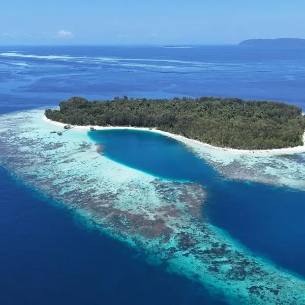 Wai Resort - Raja Ampat，位于Pulau Birie的酒店