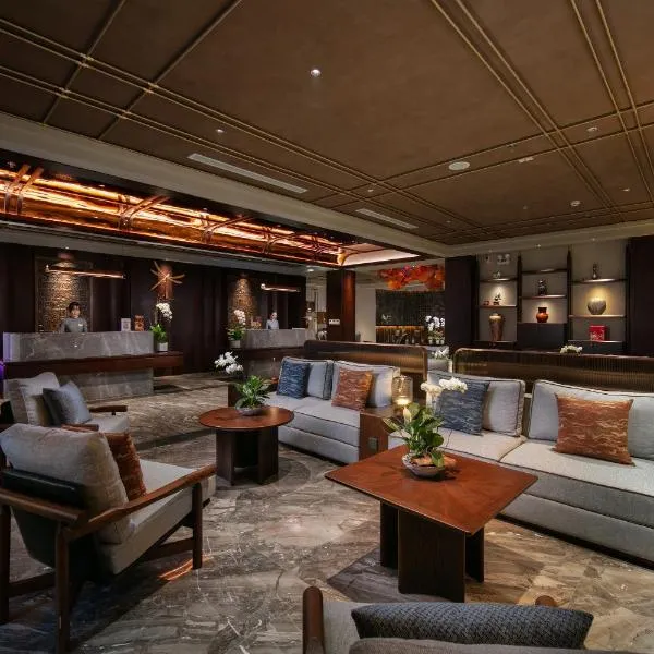 HOTEL de LAGOM, хотел в Ханой