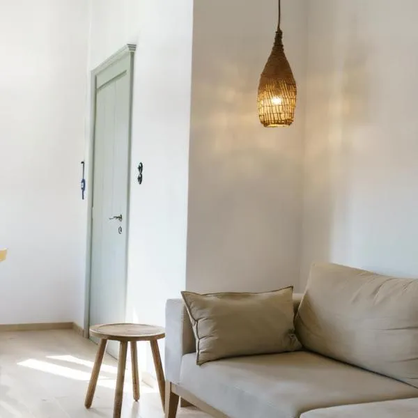 LIVIN Hydra Duplex Suite, hotel v destinaci Hydra