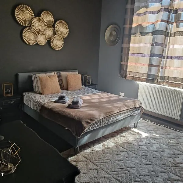 LA SUITE 159, hotel v destinaci Namur