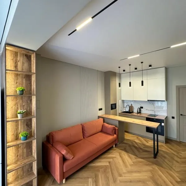 ЖК Гранд хаус, ξενοδοχείο σε Οράλ