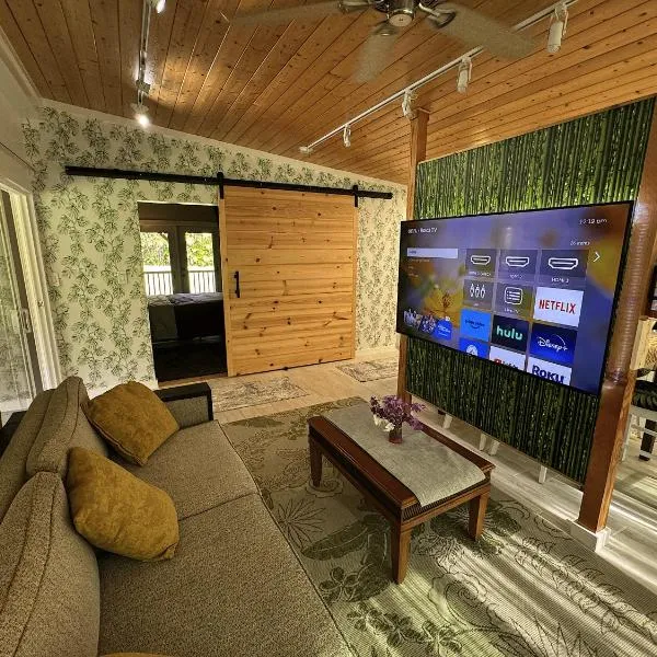 Secluded house, Opening special!, hotel a Pahoa