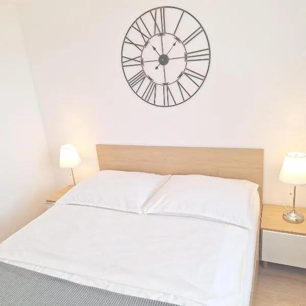 Grand Apartament - prywatny parking, blisko Szpital Arkońska, hotell i Szczecin