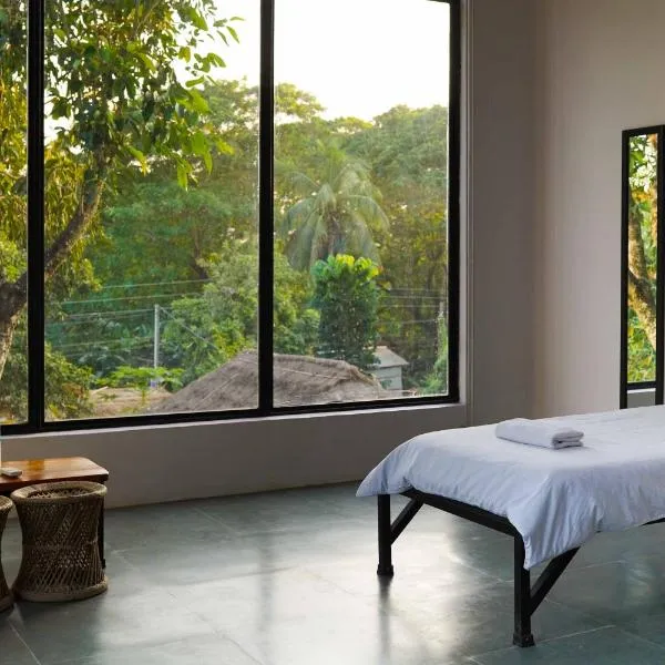 SoultoSoul Guesthouse, hotel in Navadwīp