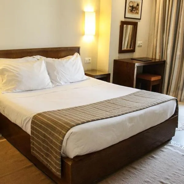Hôtel Résidence Le Consul, hotel a Tunisi