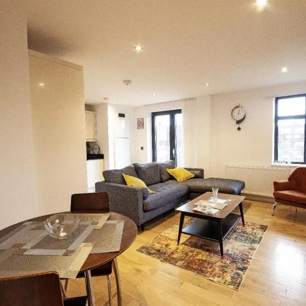 London City 2-BR and 2 Bathroom Apartment Hoxton Zone 1 Balcony, khách sạn ở London