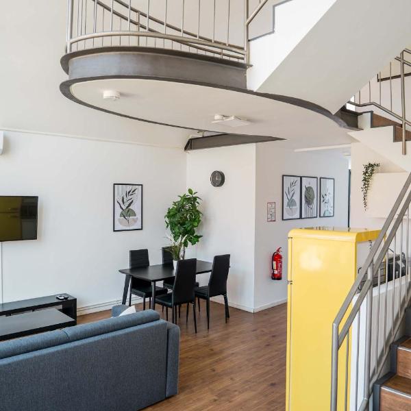 Fantastic Loft with Balcony, Berlino