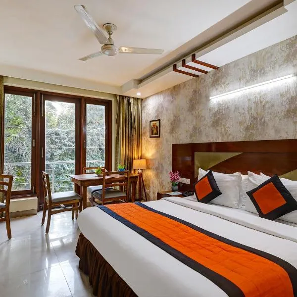 Hotel B Stays，位于古尔冈的酒店