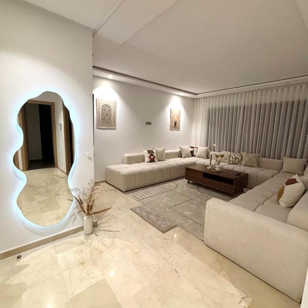 Beautiful spacious apartment in Casablanca, Casablanca