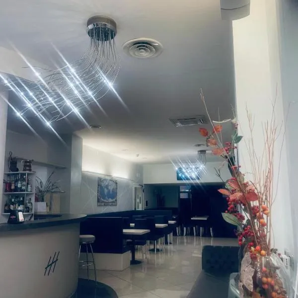Hotel Holiday- Alla Finestrella, hotel in Bologna