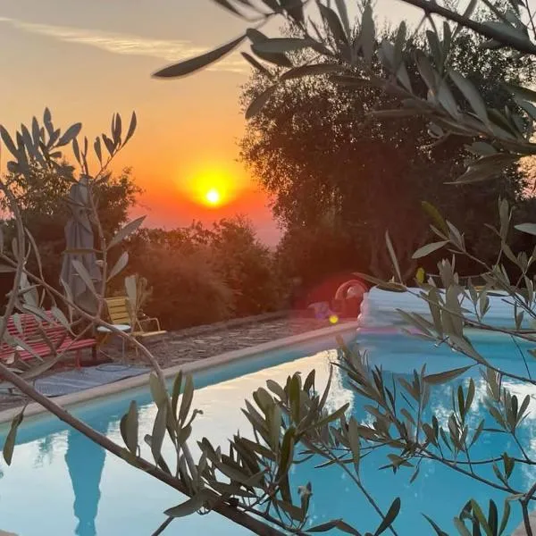 Gîte Le Planzollais, hotel v destinaci Planzolles