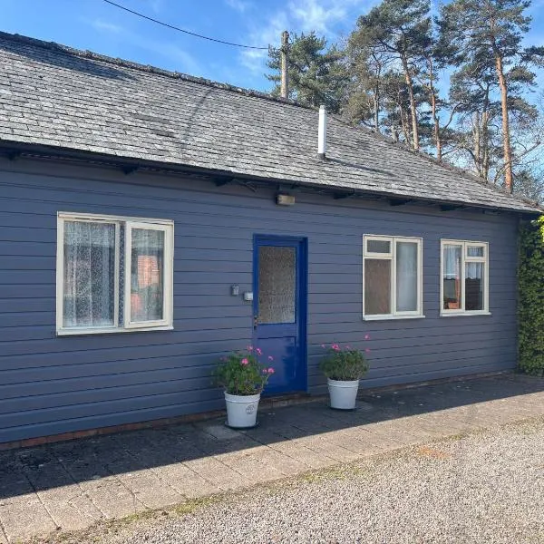 Stable Cottage, хотел в Тонтън