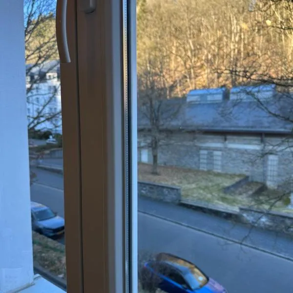LIV-IN Classic Monschau Ferienwohnung, ξενοδοχείο στο Μονσάου