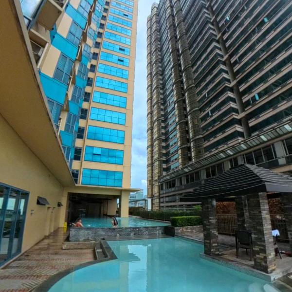 1BR Grand Riviera Suites by MrSayla, Manila
